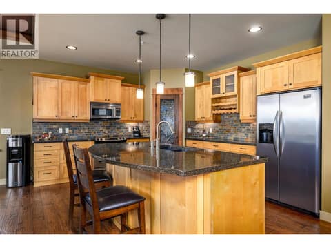 Photo 15 of 27 Birdie Lake Drive Unit# 4, Predator Ridge, Vernon