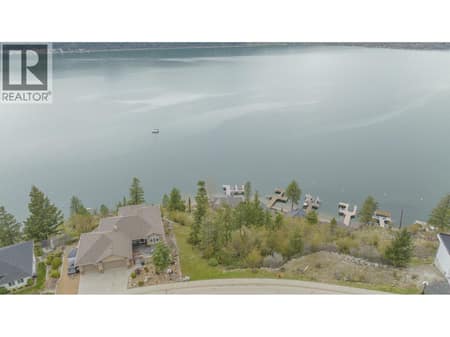 Photo 2 of 40 Kestrel Place Unit# 14, Adventure Bay, Vernon
