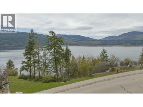 Photo 5 of 40 Kestrel Place Unit# 14, Adventure Bay, Vernon