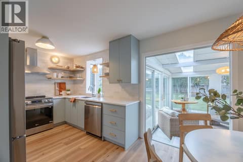 Photo 4 of 5214 Nixon Road, Trout Creek, Summerland