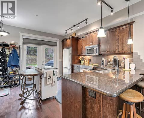 Photo 15 of 333 Longspoon Drive Unit# 33, Predator Ridge, Vernon