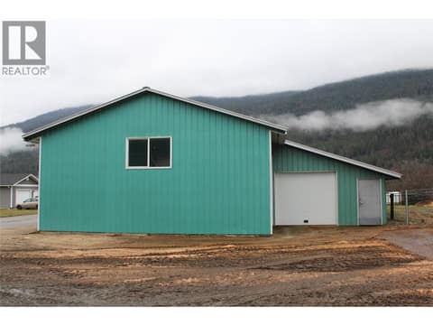 Photo 14 of 4809 Back Enderby Road, Armstrong/ Spall., Spallumcheen