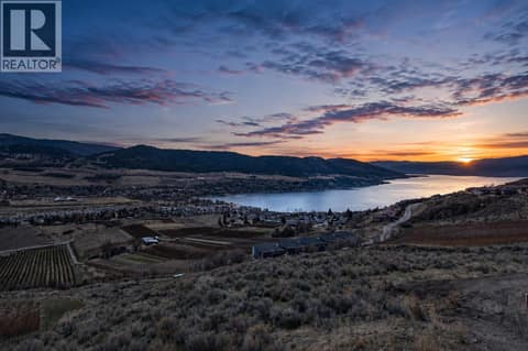 Photo 1 of 595 Vineyard Way N Unit# 34, Bella Vista, Vernon