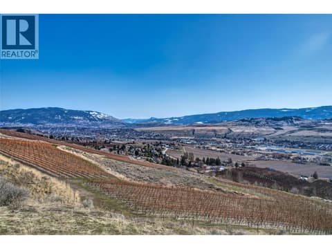 Photo 21 of 595 Vineyard Way N Unit# 34, Bella Vista, Vernon
