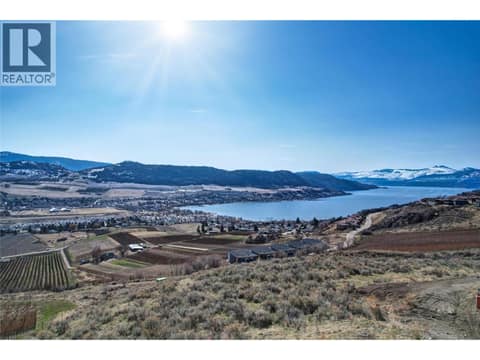 Photo 8 of 595 Vineyard Way N Unit# 34, Bella Vista, Vernon