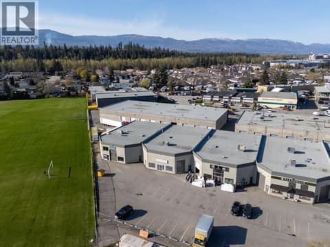 Photo 3 of 360 Spedding Court Unit# 4, Dilworth Mountain, Kelowna