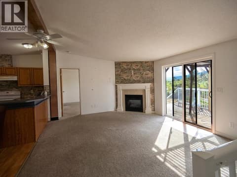 MH Main Level - Living Room at 327 97A Highway, Armstrong/ Spall., Spallumcheen