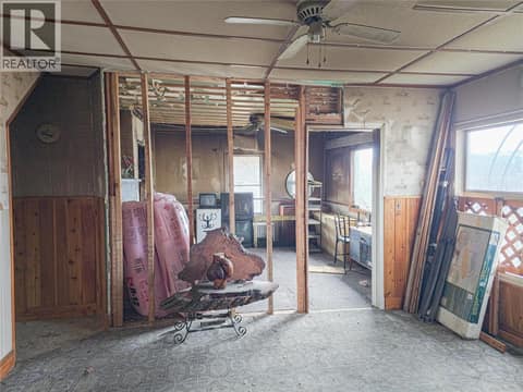 Old uninhabitable 1960 house at 327 97A Highway, Armstrong/ Spall., Spallumcheen