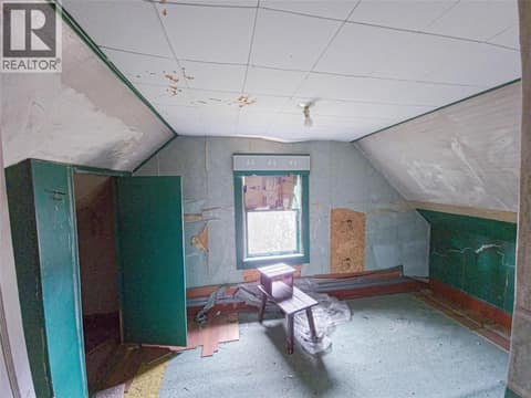 Old uninhabitable 1960 house at 327 97A Highway, Armstrong/ Spall., Spallumcheen