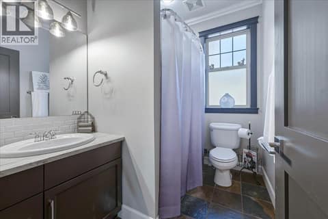 4 pc bath main floor at 2328 Arthur Court, McKinley Landing, Kelowna