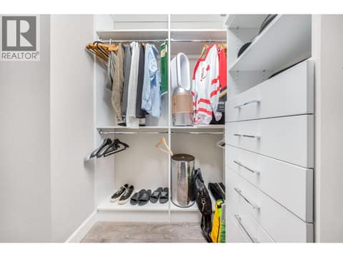 Master Walk-in 2 at 2328 Arthur Court, McKinley Landing, Kelowna