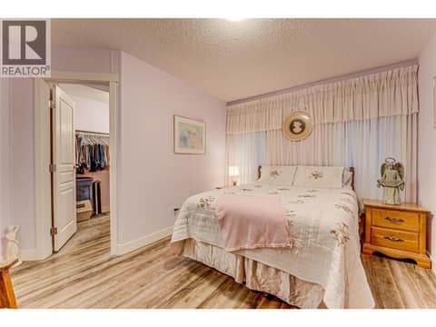 Primary bedroom at 1600 43 Avenue Unit# 25, Harwood, Vernon