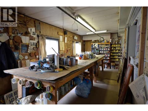Photo 8 of 8525 Silver Star Road, North BX, Vernon