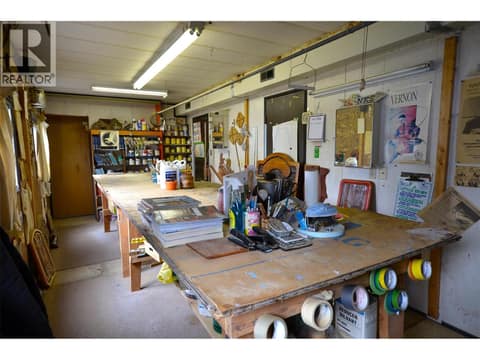 Photo 9 of 8525 Silver Star Road, North BX, Vernon