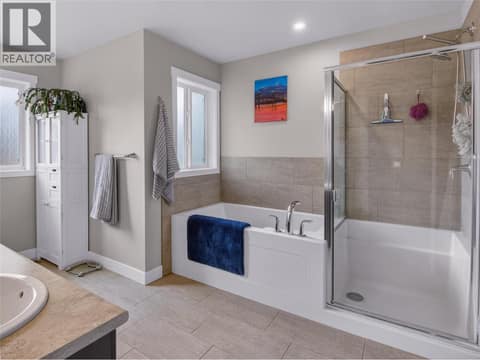 Photo 29 of 2070 Lawrence Avenue, Columbia/Duncan, Penticton