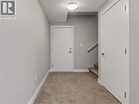 Photo 31 of 2070 Lawrence Avenue, Columbia/Duncan, Penticton