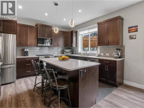 Photo 55 of 2070 Lawrence Avenue, Columbia/Duncan, Penticton