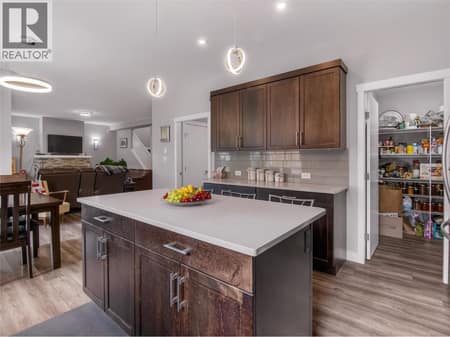 Photo 6 of 2070 Lawrence Avenue, Columbia/Duncan, Penticton