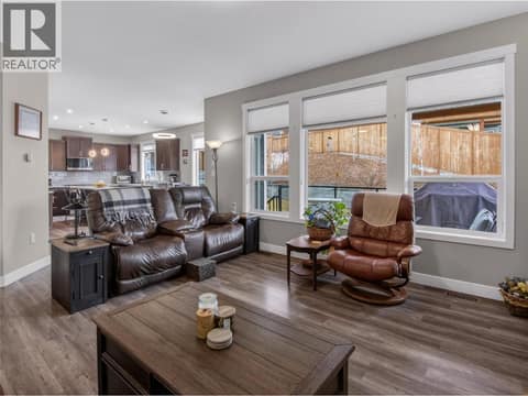 Photo 8 of 2070 Lawrence Avenue, Columbia/Duncan, Penticton