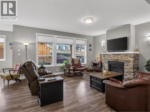 Photo 9 of 2070 Lawrence Avenue, Columbia/Duncan, Penticton