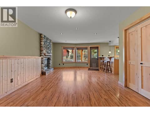 Spacious for airbnb or long term tenancy at 148 Stemwinder Drive, Alpine Resort Area, Kimberley