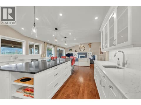 Photo 15 of 163 Westview Drive, Wiltse/Valleyview, Penticton