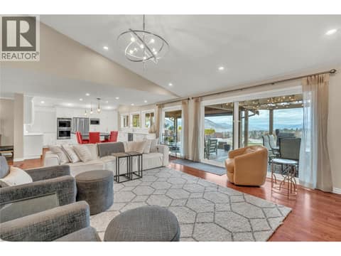 Photo 4 of 163 Westview Drive, Wiltse/Valleyview, Penticton