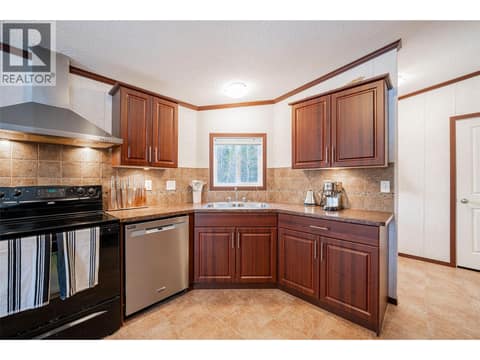 Photo 18 of 650 Bluenose Road, Lavington, Vernon