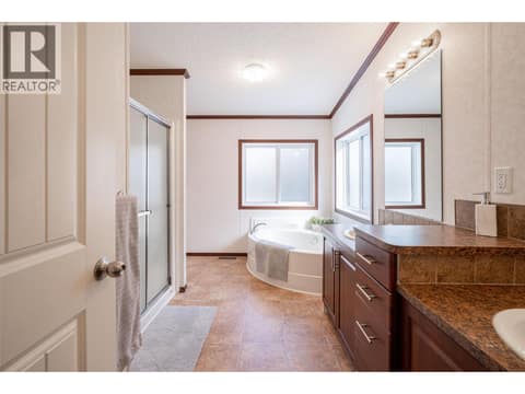 Primary Ensuite 4PC at 650 Bluenose Road, Lavington, Vernon