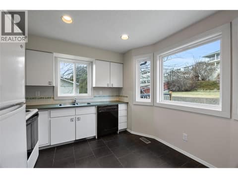 Photo 14 of 1748 North River Drive, Batchelor Heights, Kamloops