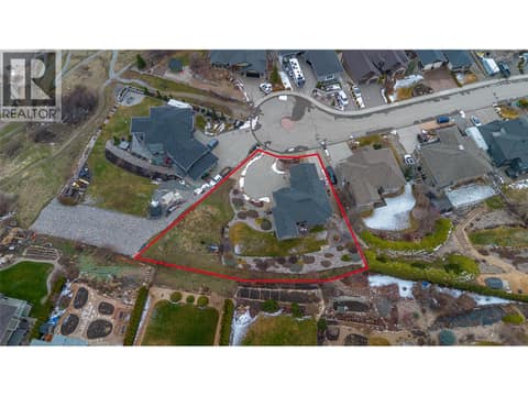 Photo 2 of 529 Whitecourt Place, Foothills, Vernon