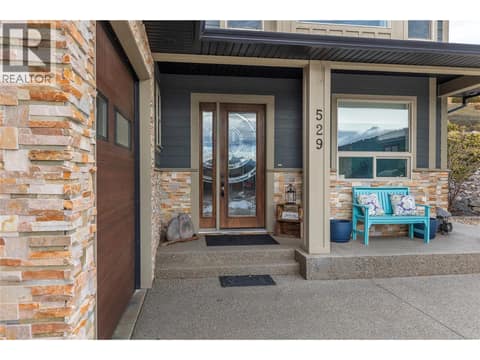 Photo 4 of 529 Whitecourt Place, Foothills, Vernon