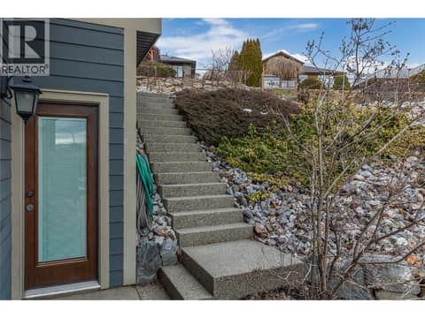 Separate door at 529 Whitecourt Place, Foothills, Vernon