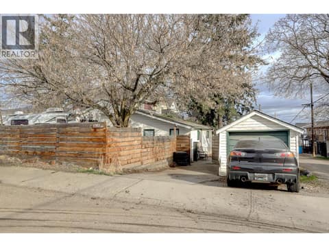 Photo 2 of 1703 33 Street, Mission Hill, Vernon
