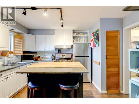 Photo 3 of 1703 33 Street, Mission Hill, Vernon