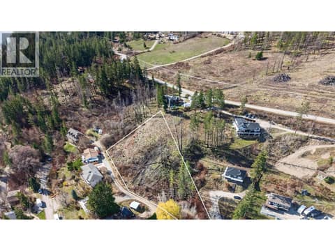 Approx. lot line at 62 Kenyon Road, Okanagan North, Vernon