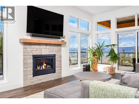 Photo 10 of 5720 Hartnell Road Unit# 5, North BX, Vernon