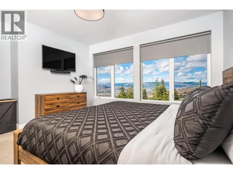 Photo 28 of 5720 Hartnell Road Unit# 5, North BX, Vernon
