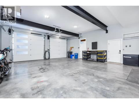 Photo 34 of 5720 Hartnell Road Unit# 5, North BX, Vernon