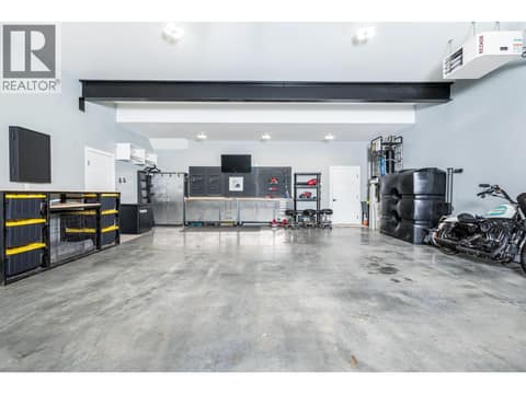 Photo 35 of 5720 Hartnell Road Unit# 5, North BX, Vernon