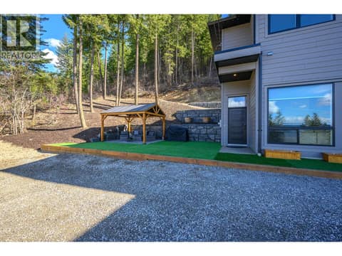 Photo 36 of 5720 Hartnell Road Unit# 5, North BX, Vernon