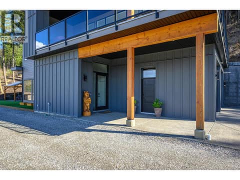 Photo 4 of 5720 Hartnell Road Unit# 5, North BX, Vernon