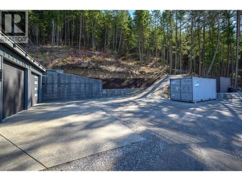 Photo 46 of 5720 Hartnell Road Unit# 5, North BX, Vernon