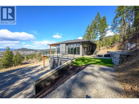 Photo 54 of 5720 Hartnell Road Unit# 5, North BX, Vernon