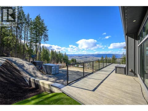 Photo 57 of 5720 Hartnell Road Unit# 5, North BX, Vernon