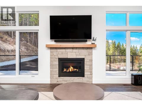 Photo 9 of 5720 Hartnell Road Unit# 5, North BX, Vernon