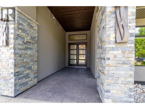 Photo 3 of 7091 Jasper Drive, Bella Vista, Vernon
