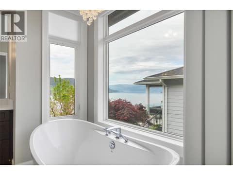 Photo 33 of 7091 Jasper Drive, Bella Vista, Vernon
