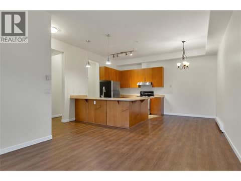 Photo 11 of 4205 27 Street Unit# 103, Harwood, Vernon