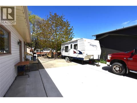 Parking for your RV at 536 Loon Avenue, Okanagan North, Vernon